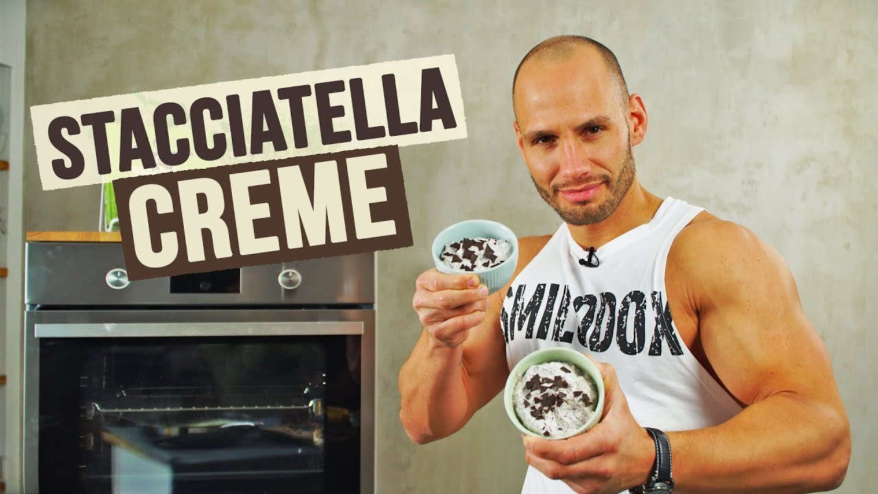 Stracciatella Creme - ein Body Kitchen® Rezept mit Flying Uwe | Gesunde Nascherei!